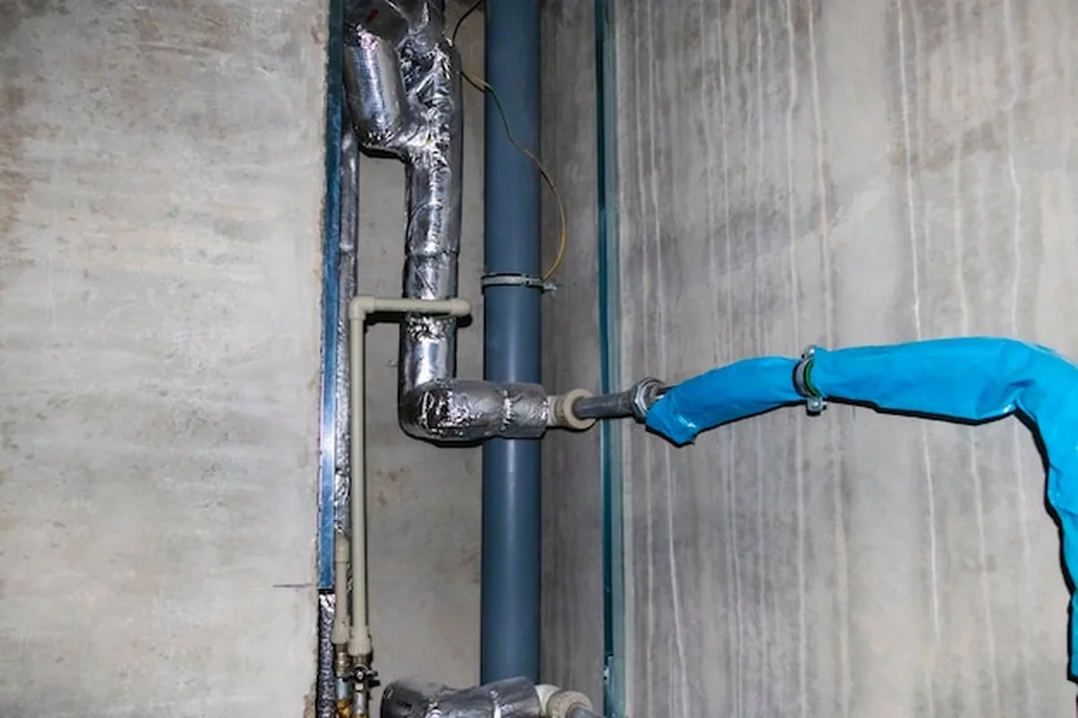 Instalacja wodociągowo-kanalizacyjna w budynku mieszkalnym