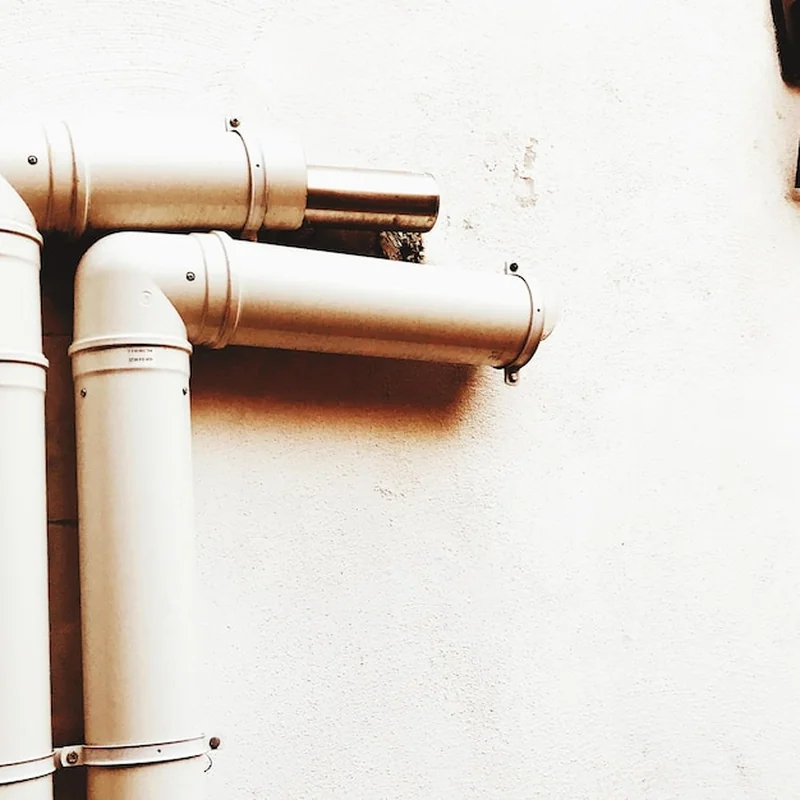 Kotłownia w budynku gospodarczym – jak ją zainstalować?