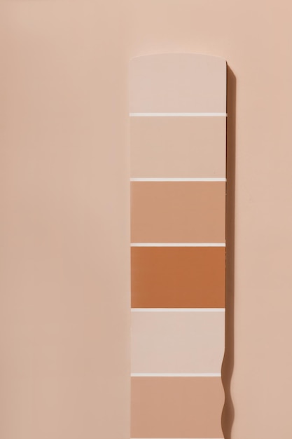 Beige – jaki to kolor? Odcień beżowy w kosmetykach