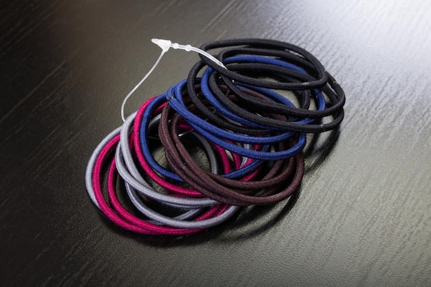 Jaki peszel do przewodu 3×2 5 wybrać? Średnica i materiały